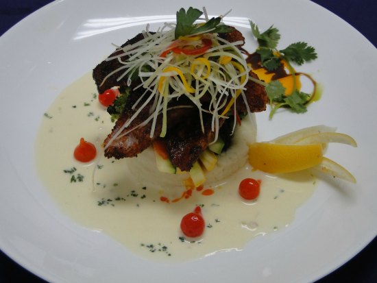 Restaurants that serve lionfish in Grand Cayman